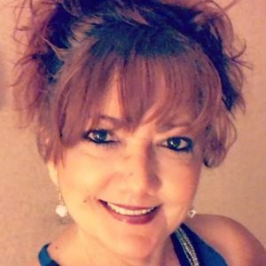 Meet your Posher, Mayda